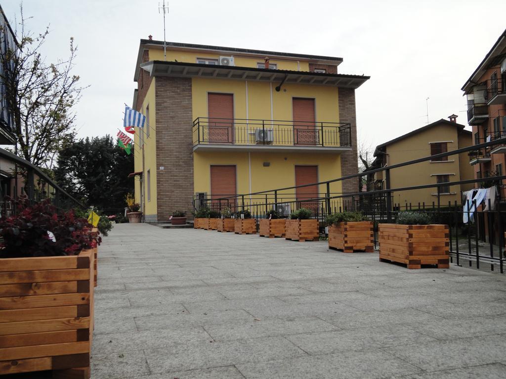 Pavia Ostello Εξωτερικό φωτογραφία